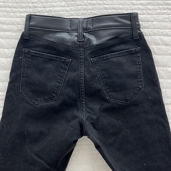 Abercrombie Curve Love Ultra High Rise Skinny - Picture 4 of 4